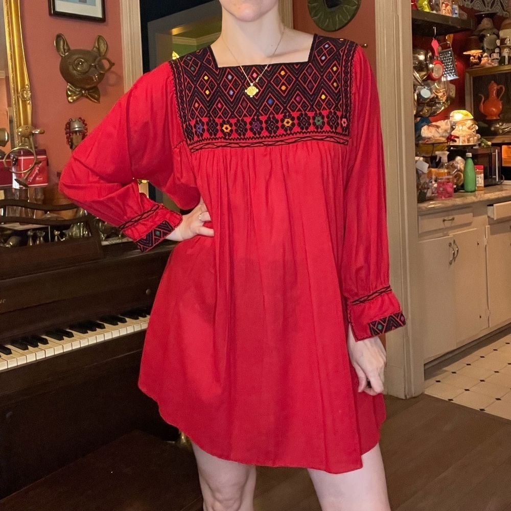 Amazing vintage 70s red cotton mini dress with embroidered square neckline